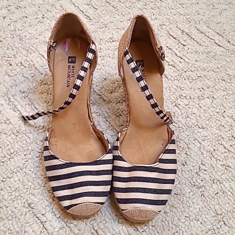 Navy and tweed White Mountain Mamba Wedges